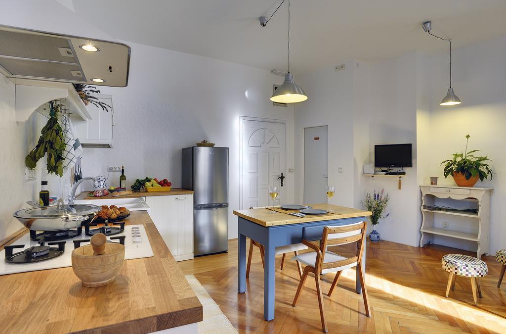 Apartments Forum